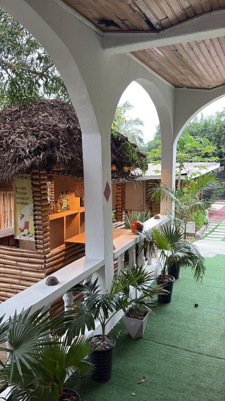 African Treasure Beach Resort Kokrobite Exterior foto