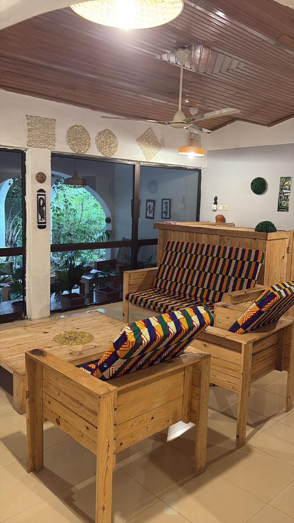 African Treasure Beach Resort Kokrobite Exterior foto